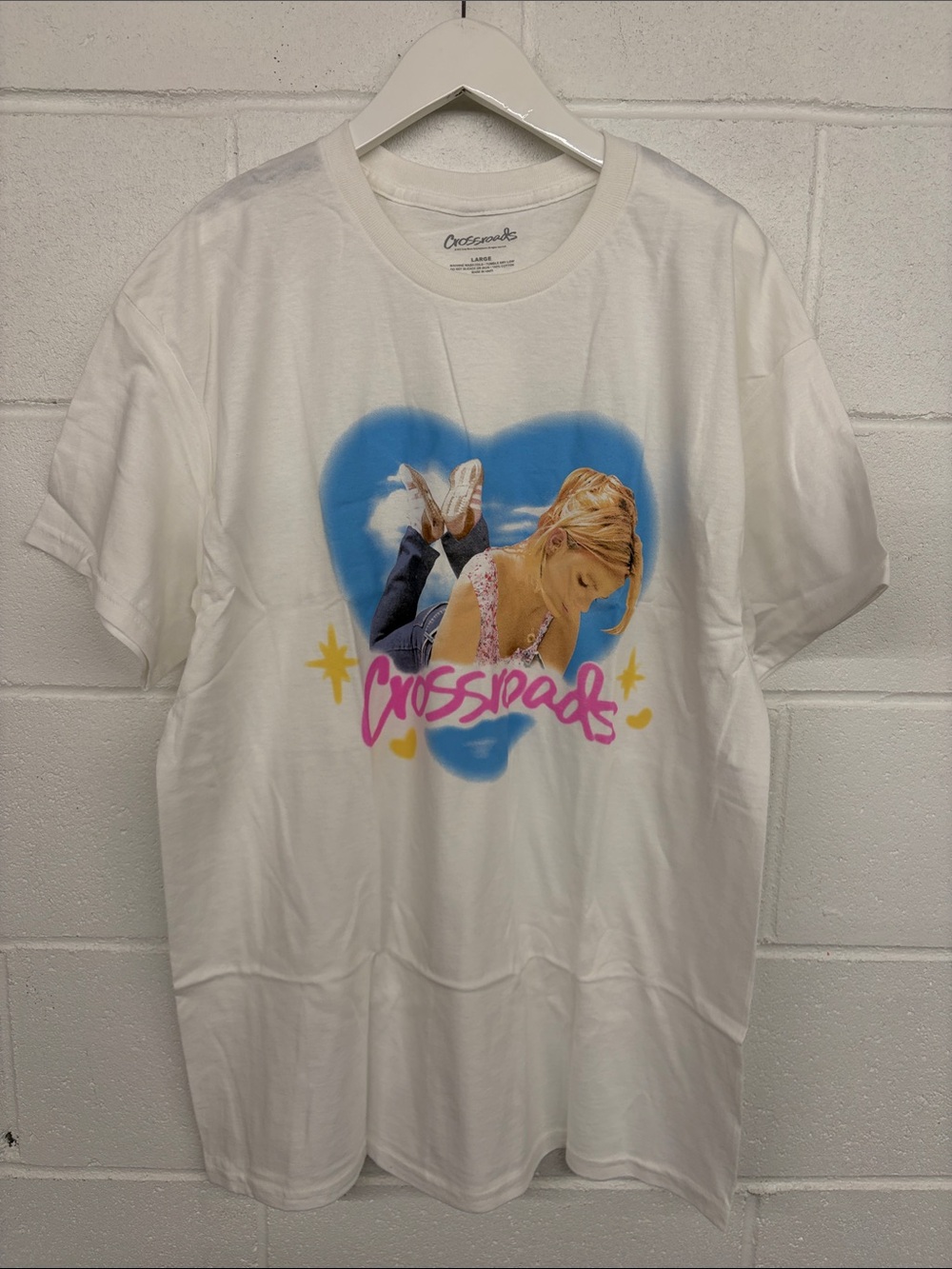 New Large White Graphic Brittany spears crossroads
Vintage Y2K Tee Blue Heart